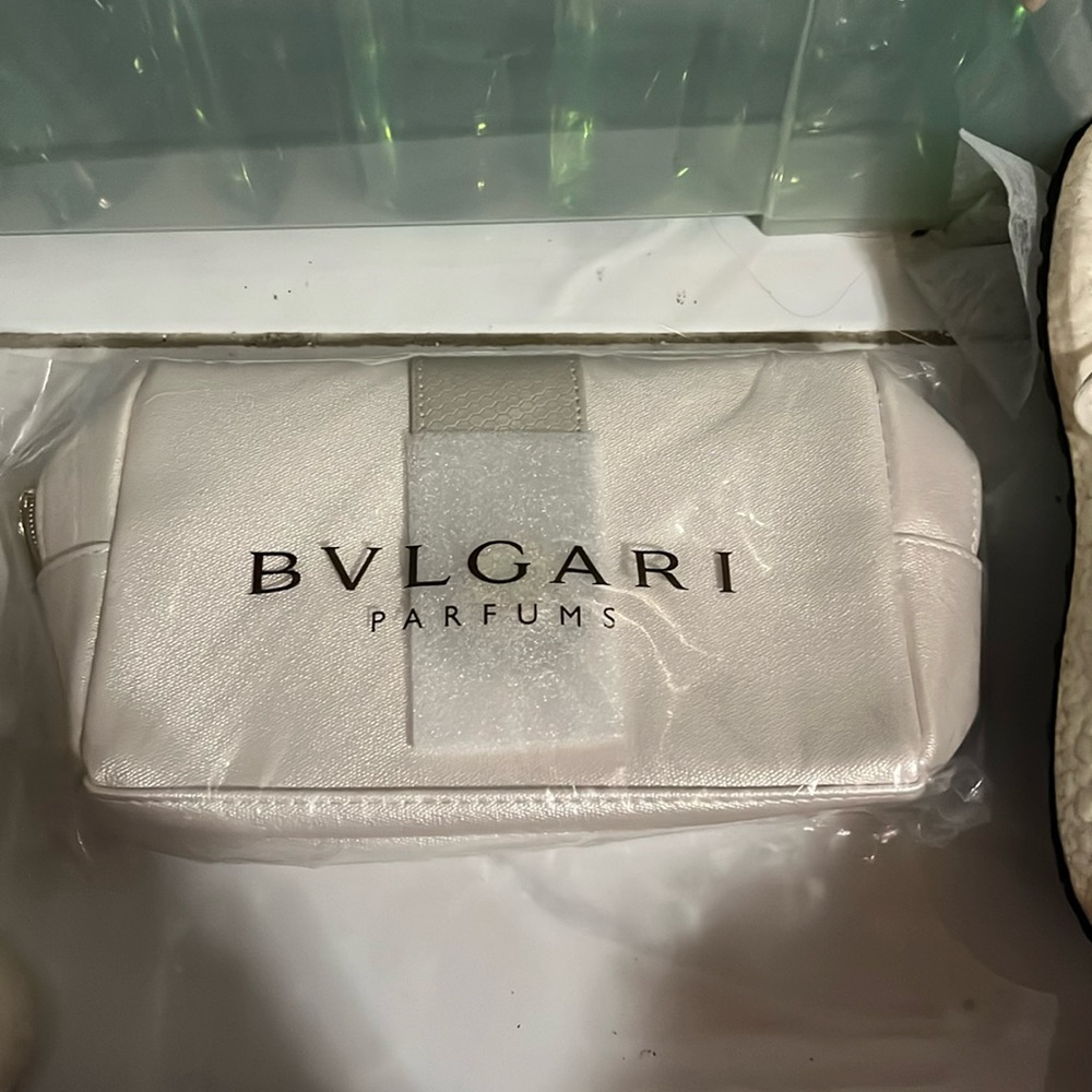 BVLGARI cosmetic bag pearl color